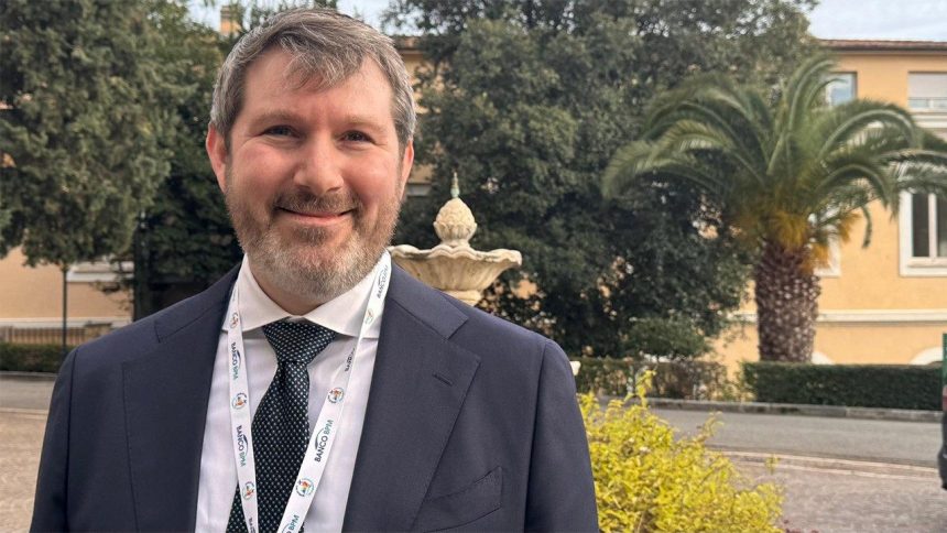 U razorenom svijetu tehnologija treba služiti općem dobru.