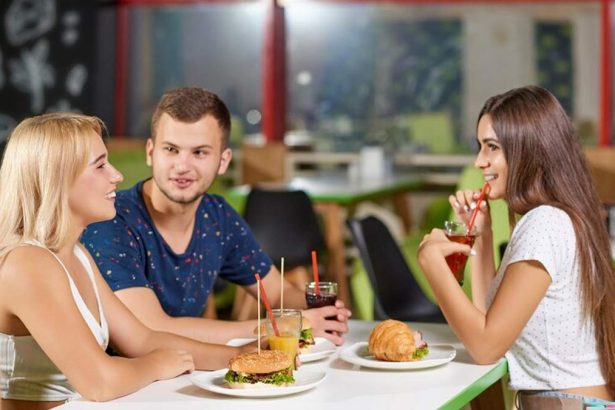Znanost o ‘Freshman 15’: Razlozi za debljanje studenata i kako to izbjeći