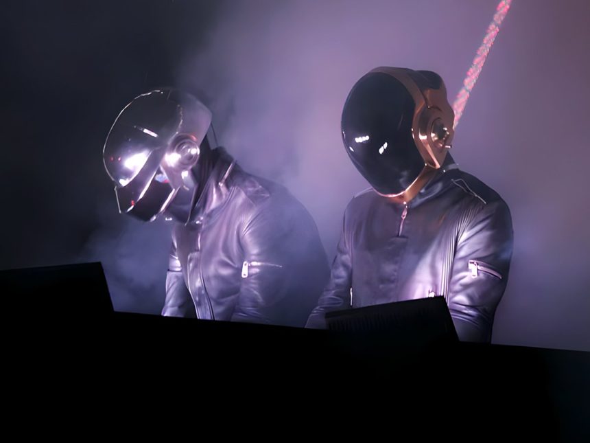 Daft Punk Robots Thomas Bangalter Guy Manuel De Homem Christo Far Out Magazine