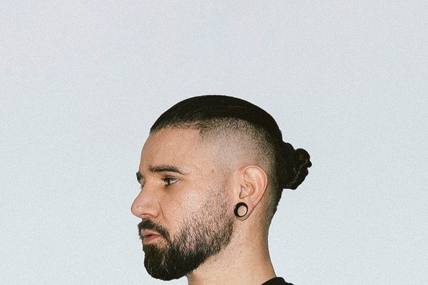 Skrillex dijeli Dubstep hit ‘Scut’ putem e-pošte
