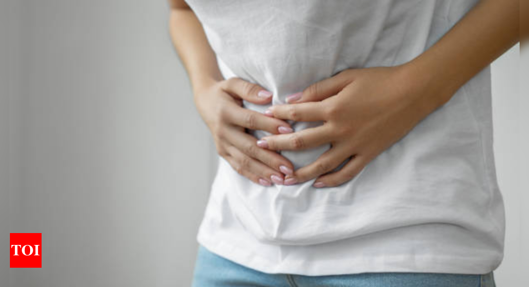 Fibroidi maternice: Razumijevanje simptoma, uzroka i prevencije putem načina života i hormonalnih čimbenika