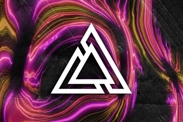 Britney Spears – Oops!…I Did It Again (Pessto Remix)
