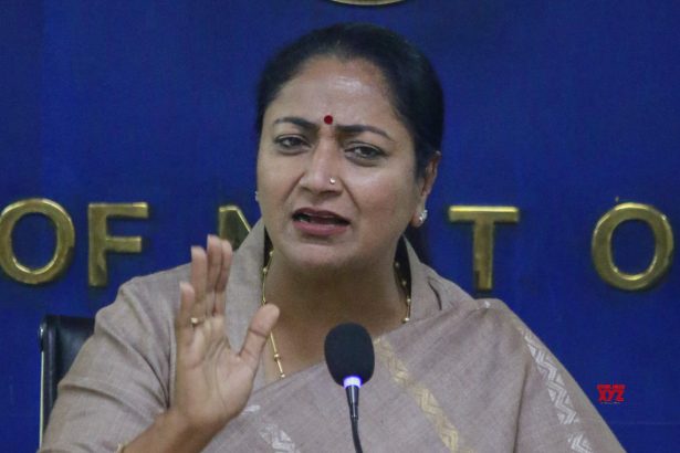 Trebate zdravstvenu kulturu za borbu protiv pretilosti i služenje naciji: Delhi CM