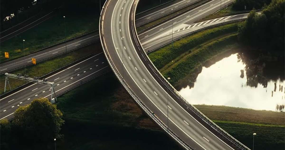 Amsterdamova audio Obscura zatvara 15 km autoceste za prvu vrstu rave vijesti.