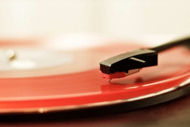 Vinil me, molim vas: optuženi za hlađenje kupaca dok ulazi u likvidaciju – vijesti