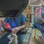 Nova robotska tehnologija pomaže mladim kirurgima u razvijanju vještina šivanja