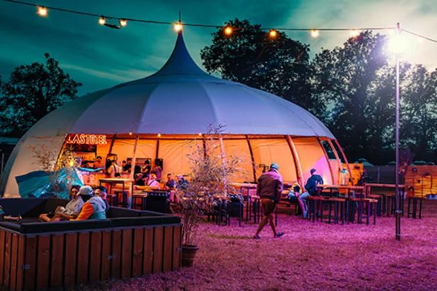 Posljednja dostupna mjesta za kampiranje u Boutique Glampville u Glastonburyju – Vijesti