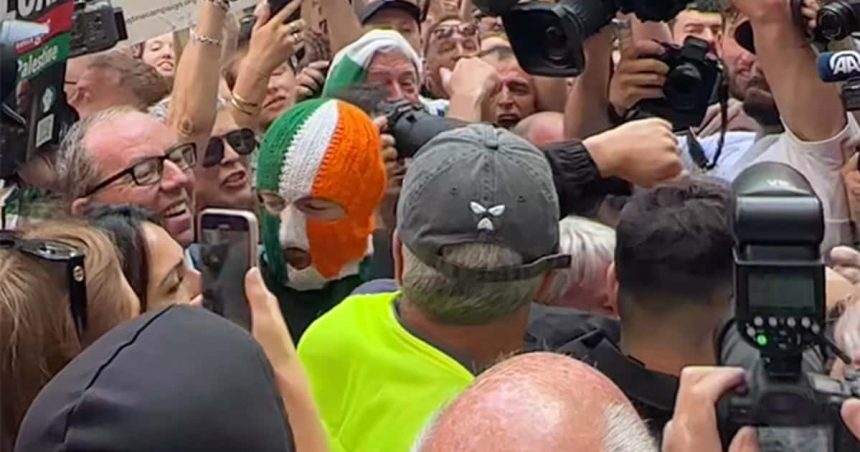 Kneecapov Mo Chara dobio bezuvjetno jamstvo nakon sudskog pojavljivanja zbog optužbe za terorizam – Vijesti