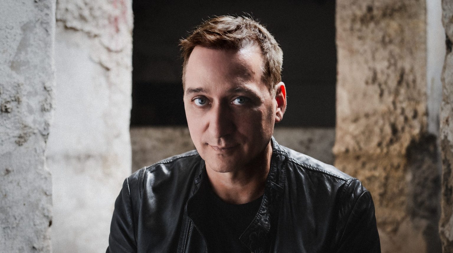 Paul Van Dyk o svom 11. albumu ‘This World Is Ours’: Uravnoteženje emocionalne dubine s plesnom privlačnošću i više (Intervju)