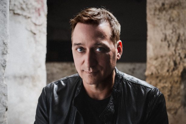 Paul Van Dyk o svom 11. albumu ‘This World Is Ours’: Uravnoteženje emocionalne dubine s plesnom privlačnošću i više (Intervju)