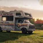 Najnovije ažuriranje WreckFest 2 omogućava vožnju gromoglasnog kućišta koje je definitivno kuhalo u njemu te osigurava da je “realni način oštećenja sada realniji”