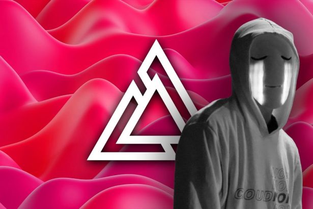 Eyezic & CloudNone – Voices