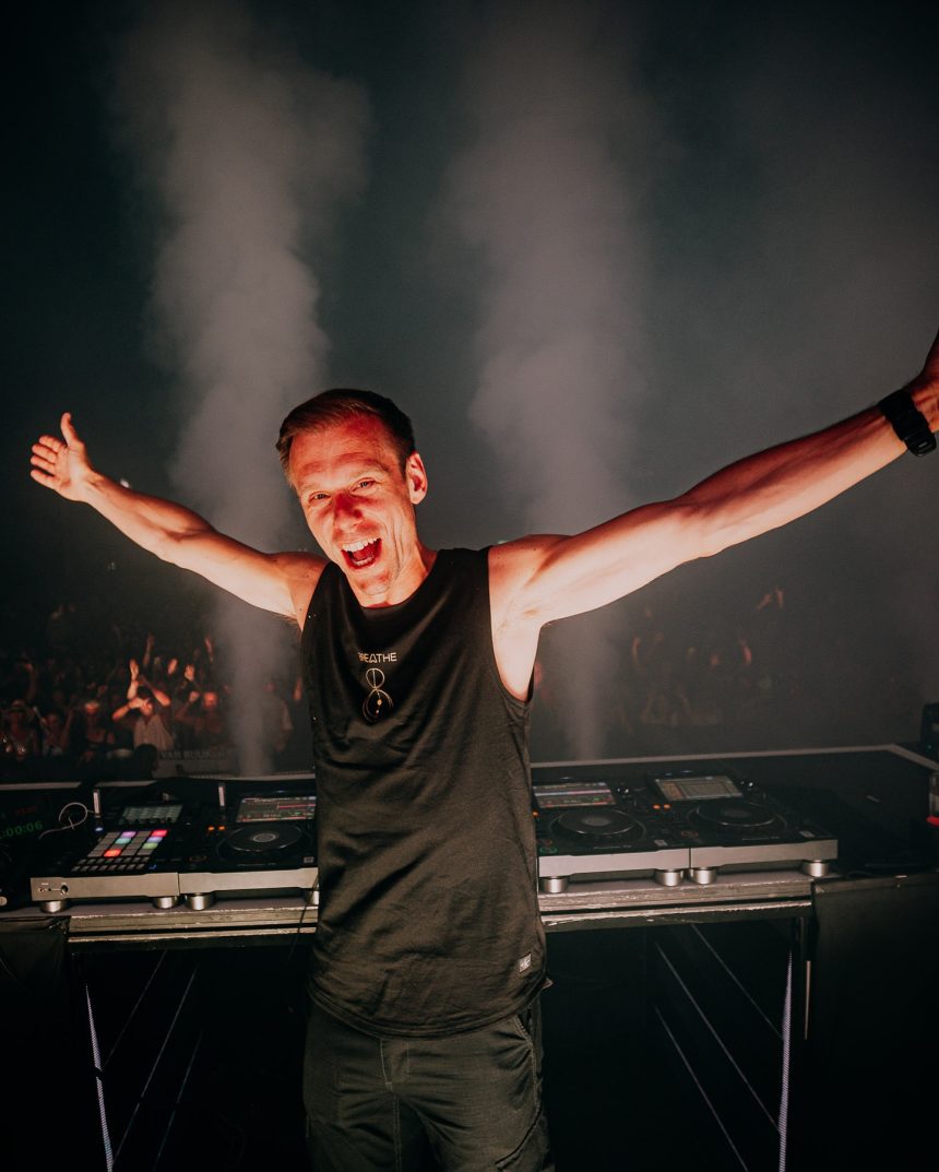 Armin van buuren facebook