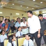 [ai]Rewrite this title to Croatian. Do not include the source website name. Keep all brand names, company names, and proper nouns unchanged. Output only the final title without quotes: Inculcate healthy lifestyle, Industries Minister urges children[/ai]