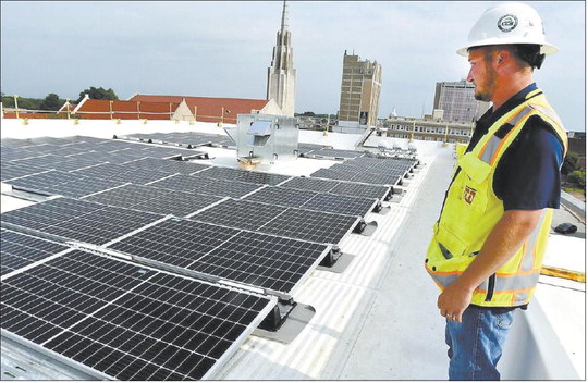 Koliko je zaista čista zelena energija? I dalje se proizvodi CO2 unatoč napretku tehnologije, što predstavlja rizik za zdravlje.