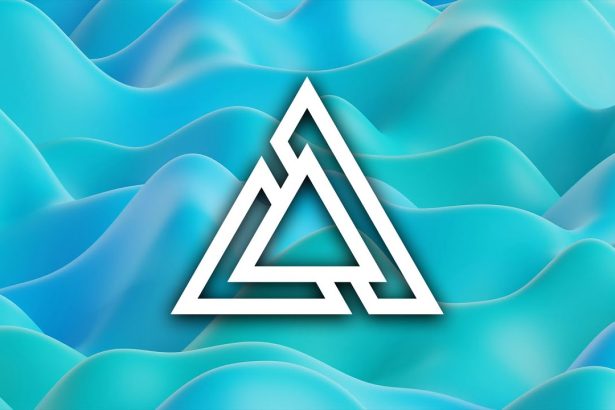 Julien Fade, Tudor & Caroline Byrne – Keep Me