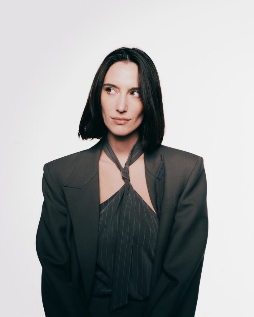 Amelie Lens pomiče granice s kompilacijom EXHALE VA007