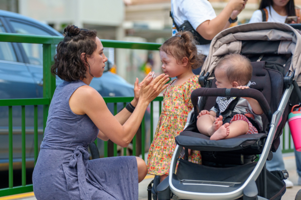 Sigurnost izloženosti suncu za bebe i djecu: Ključne informacije za roditelje
