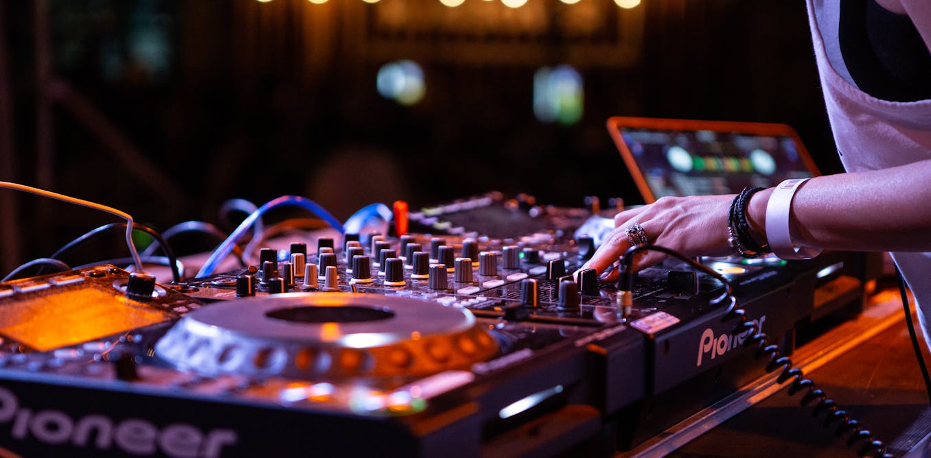 Kršenje zakona o autorskim pravima može povećati broj koncerata za EDM DJ-e, no postoji zamka.