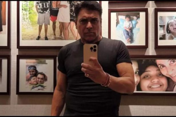 Ovaj glumac, koji je surađivao sa zvijezdama poput Saifa Ali Khana, smršavio je 55 kilograma i postao oličenje zdravog načina života; Njegova transformacija inspirirala je mnoge.