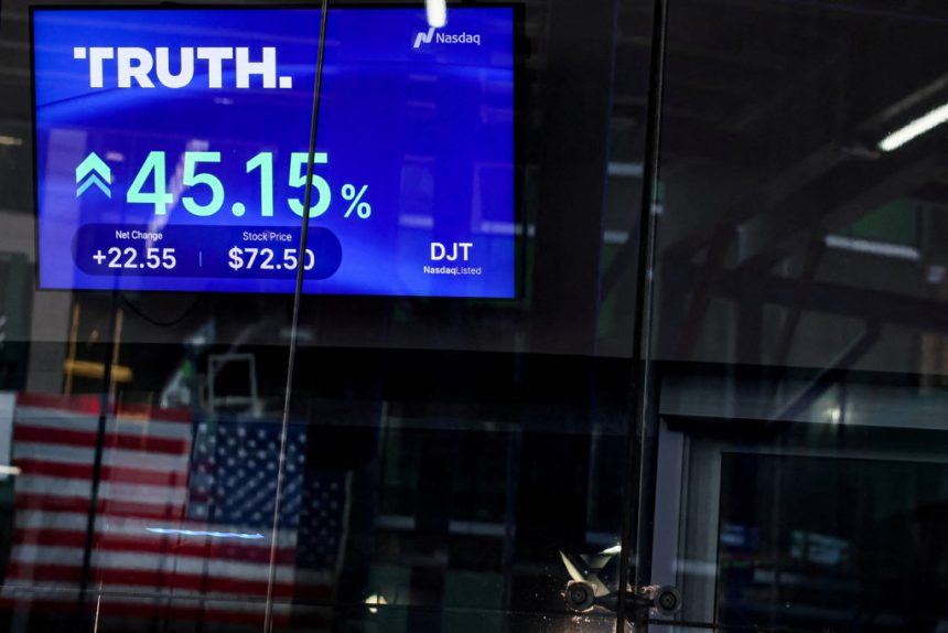 2024 03 26T191209Z 1386738150 RC2TT6AZW44V RTRMADP 3 USA STOCKS TRUMP 1024x683