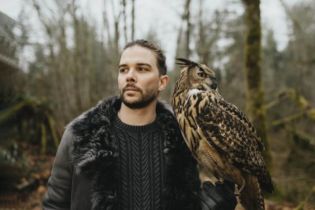 U vrtu: Sedam lavova o rastu, tuzi i glazbi između svjetova