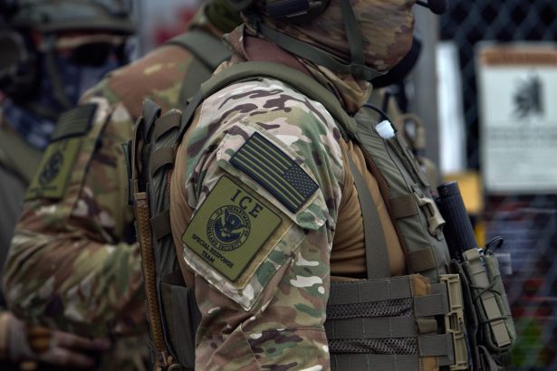 ICE uvodi novu tehnologiju za praćenje ilegalnih migranata: izvješće