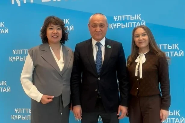 Dilyara Kaidarova: Ponovno uvođenje lekcija o zdravom načinu života u školama za borbu protiv pretilosti kod djece