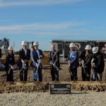 Guverner Stein obilježava polaganje kamena temeljca za tehnologiju transformatora Pennsylvanije u okrugu Hoke