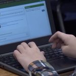 Škole se suočavaju s izazovima umjetne inteligencije dok tehnologija mijenja tradicionalno obrazovanje