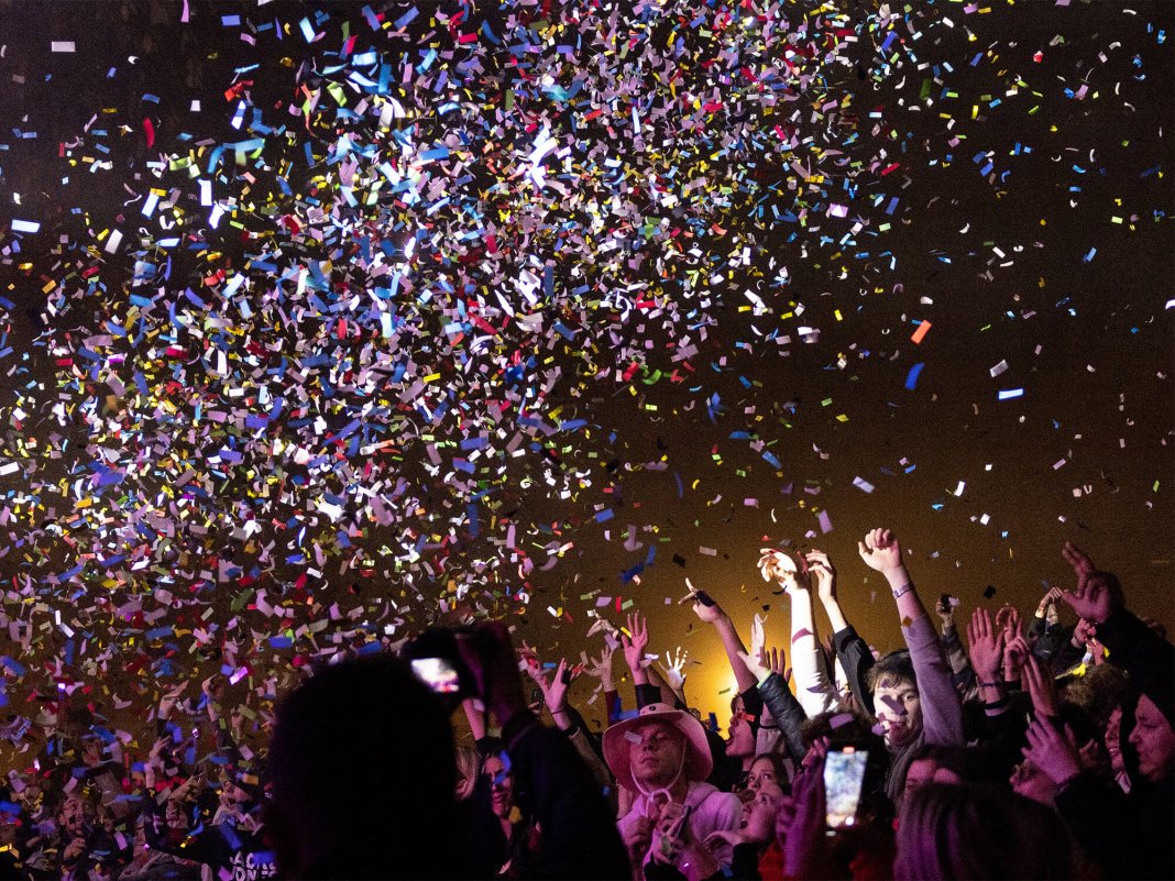 Elektronička glazba dosegnula vrijednost od 12,9 milijardi dolara, uz velike festivale i turneje koji generiraju prihode