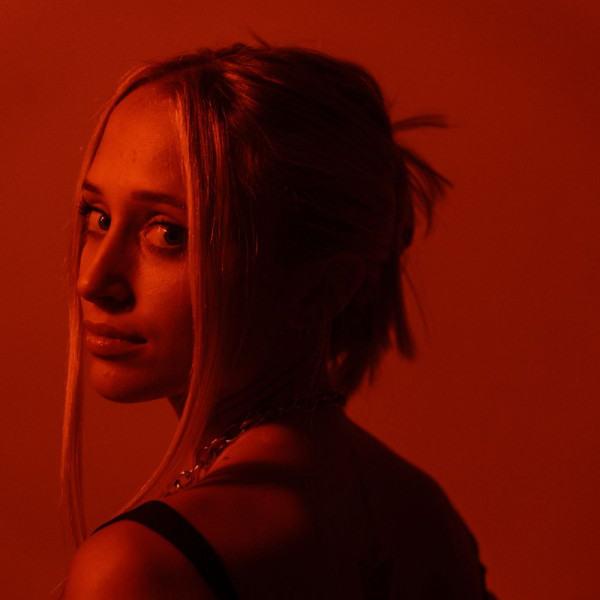 Belgijska techno snaga Novah objavljuje ‘ACID’