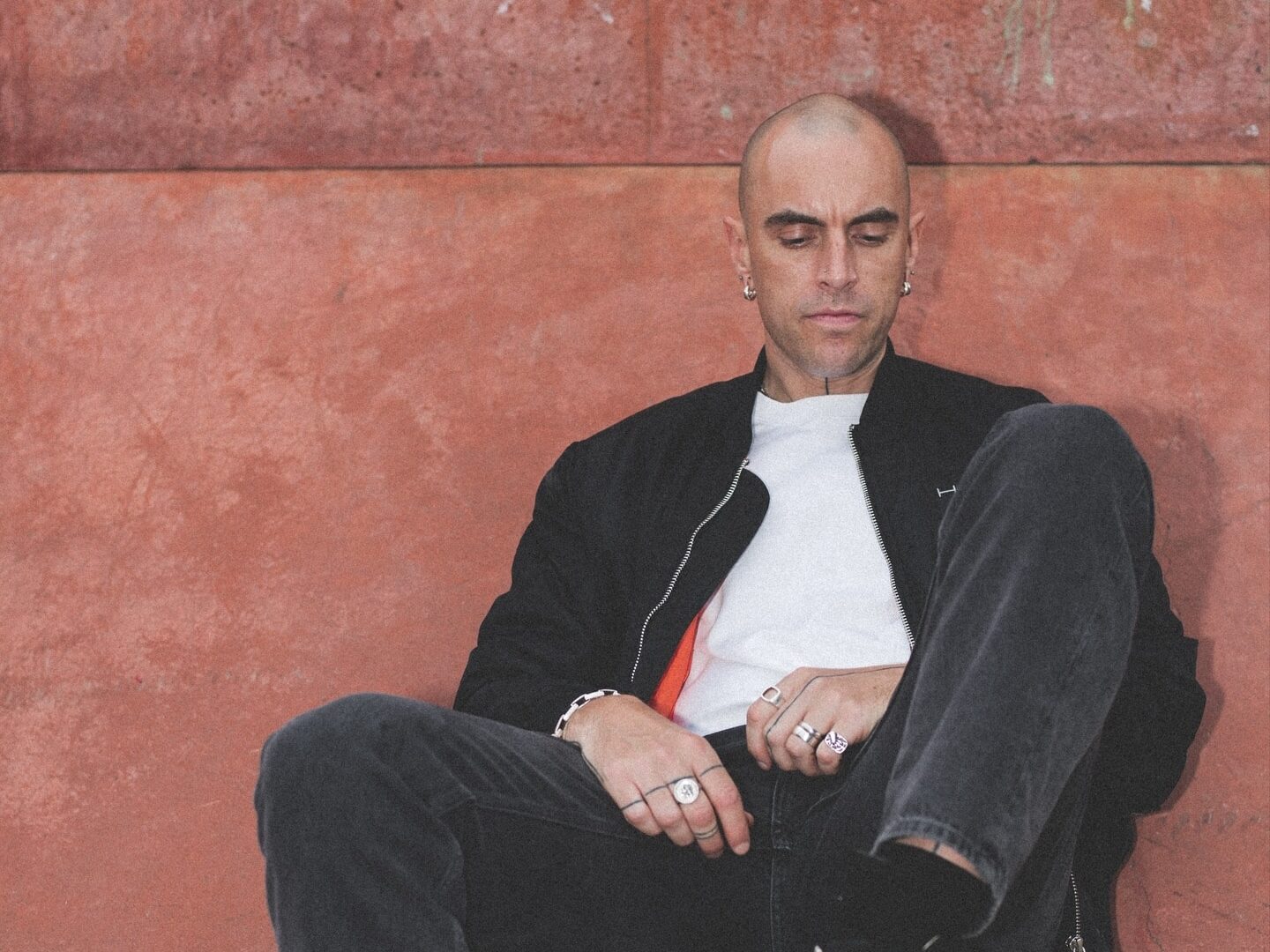 
Music daje izjavu o svojoj posljednjoj kompilaciji ‘Fragment / 2’
