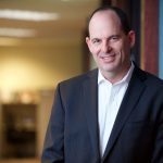 
godine: Očekujemo uspon odgovorne umjetne inteligencije, budući da tehnologija postaje sve manje prepreka.
