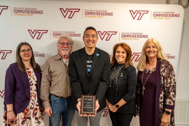 Donošenje srca AI: Alumnus redefinira tehnologiju sa suosjećanjem