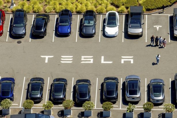 Tesla je produžio rok za razvoj tehnologije samovozećih vozila