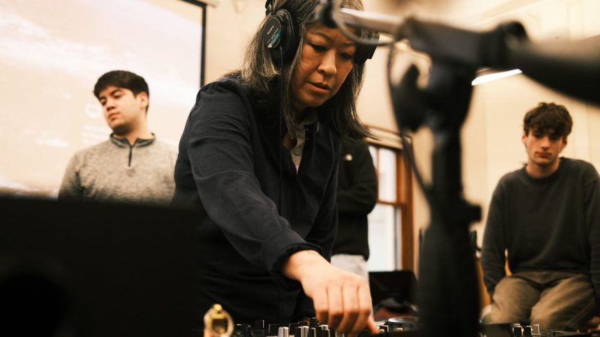 c9ec18bd 6fd4 4722 9a33 6b2508fc77b7.sized 1000x1000