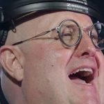 Na turneji s katoličkim svećenikom DJ-em