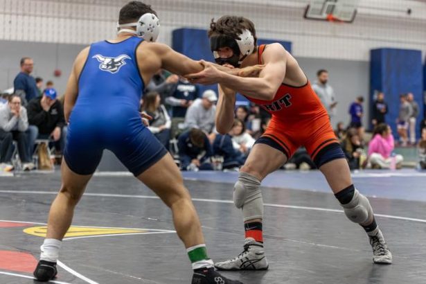 Wrestling Takes On Pelicano Invitational
