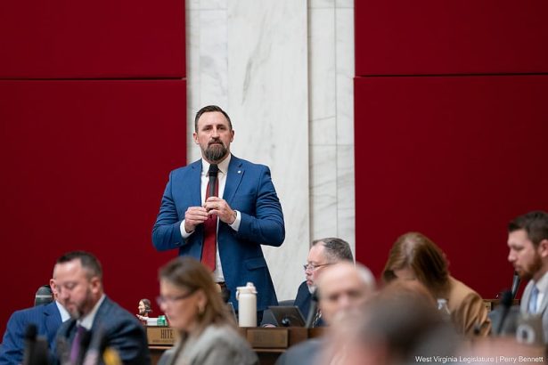 Make WV Healthy Act Awaits Governor’s Signature Amid Concerns Over Rural Health Transformation Program Funding