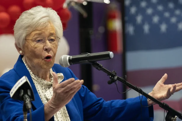 Guverner Ivey osniva odbor za nadzor nad novim tehnologijama