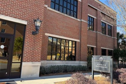 As AI Thrives, Mercer Professors Share Their Insights on the Technology