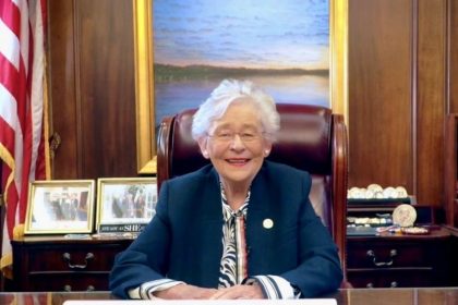 Ivey najavljuje novu ploču koja će usmjeriti AI i korištenje tehnologije u Alabami