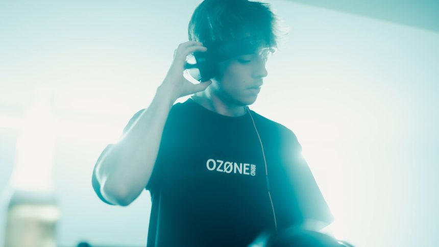 Josh UFO Network Press Images 2840x1598