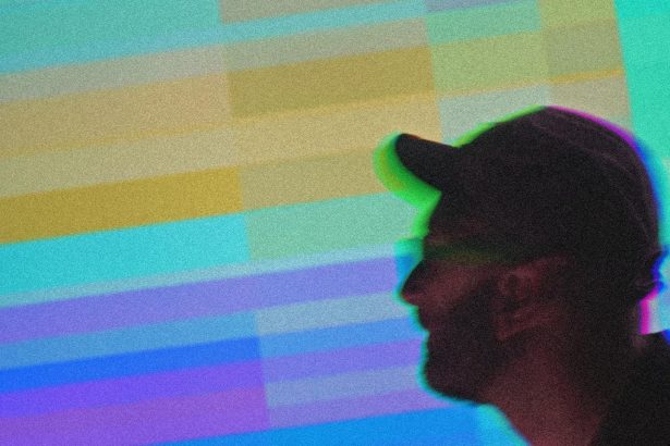 Quasi-Human[e] by Komok: A Review