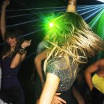 “Porast besplatnih zabava i nestanak prostorija srednje razine… izvanredna otpornost, ali otpornost nije strategija”: Novo izvješće o elektronskoj glazbi u UK donosi miješane vijesti