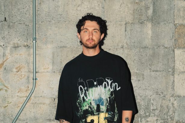 Max Styler podiže noć do maksimuma s nezasitnim Tech House Club Bangerom “One More” ft. Ad-Apt – ODMAH NASTUPI