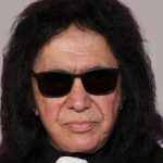 “Želim znati kada će Led Zeppelin ući u Kuću slavnih hip-hopa. ‘Oh, ne možeš to učiniti?’ Oh, stvarno?”: Gene Simmons o Kući slavnih rock & rolla, nedostatku talenta za stvaranje EDM-a i stanju moderne glazbe.