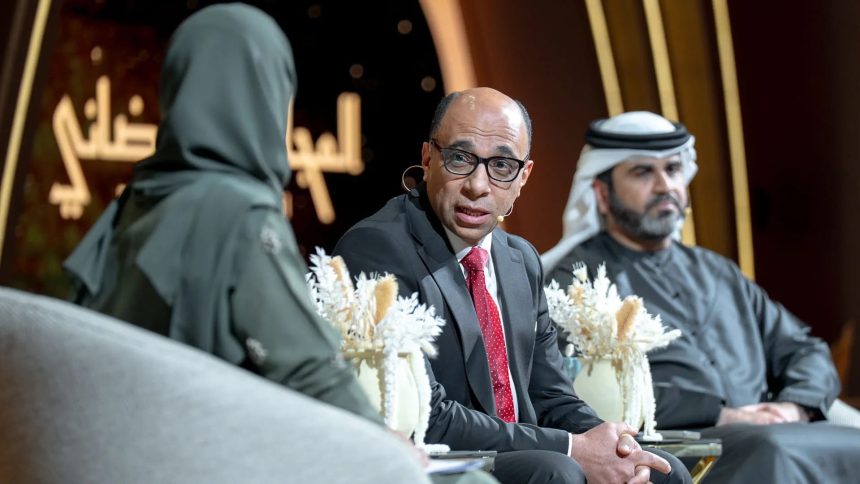 Sharjah Press Club discusses spinal health and quality of life