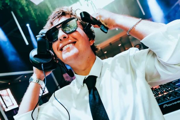 TriCade roni duboko s novim Tech House izdanjem “UnderWater” na UFO Recordzu